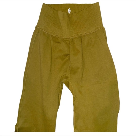 Free People Movement • Flare pant - Picture 3 of 6